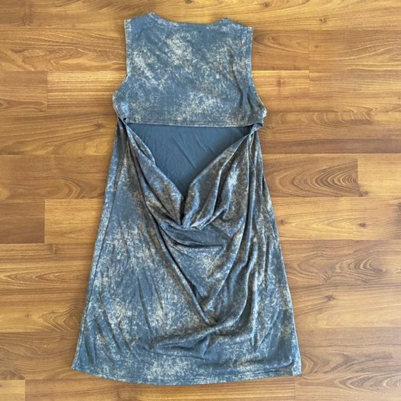 Acid wash Back Cut out Mini Dress - Picture 5 of 6